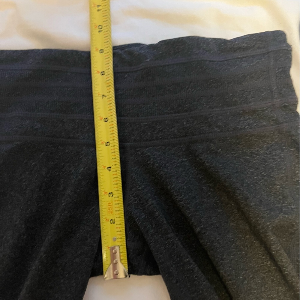 Prana Charcoal Gray Olympia Knicker Knee Length Capri Leggings Size Small - Picture 7 of 10